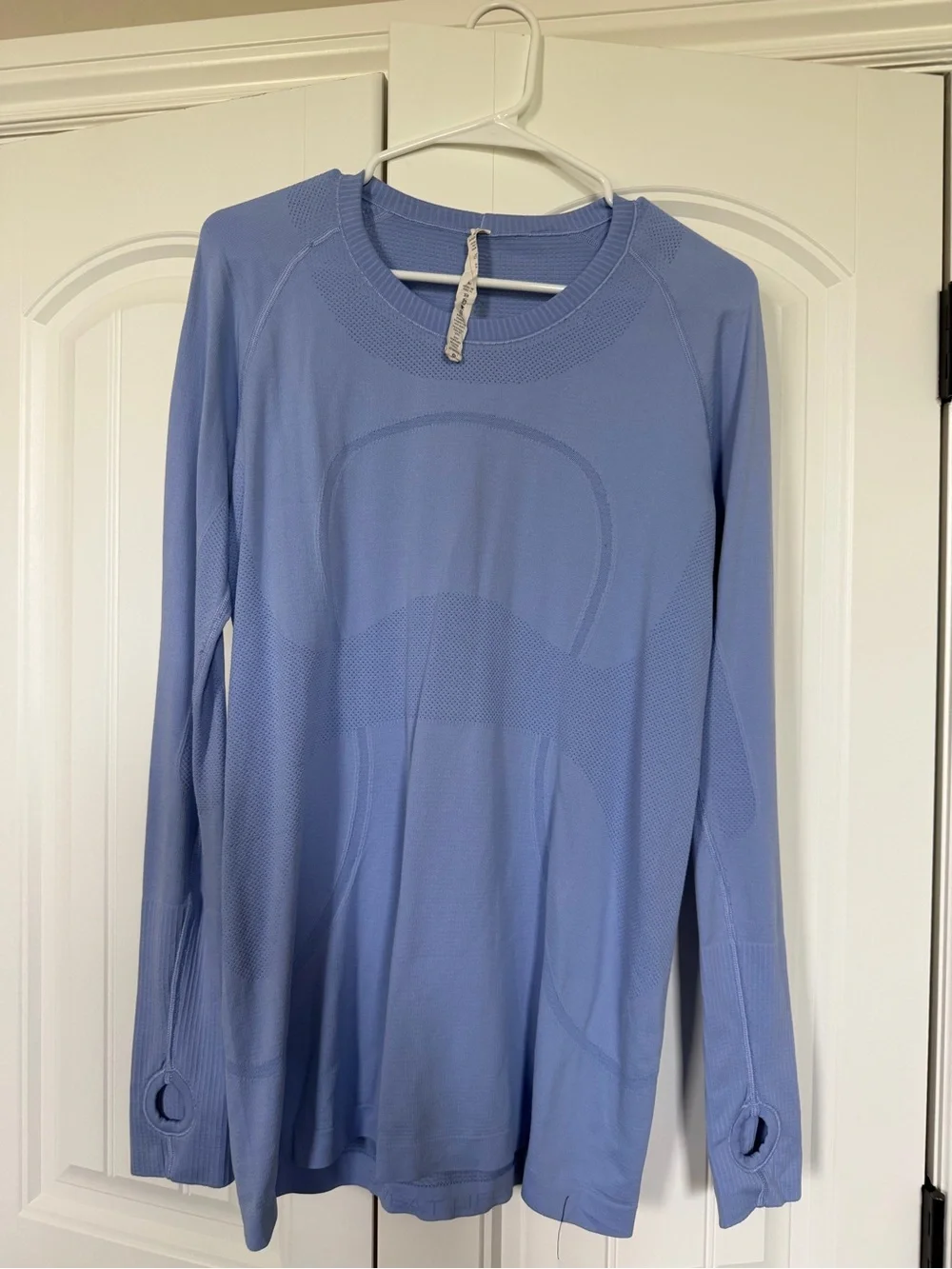 Women’s  Lululemon Long Sleeve Top size 12